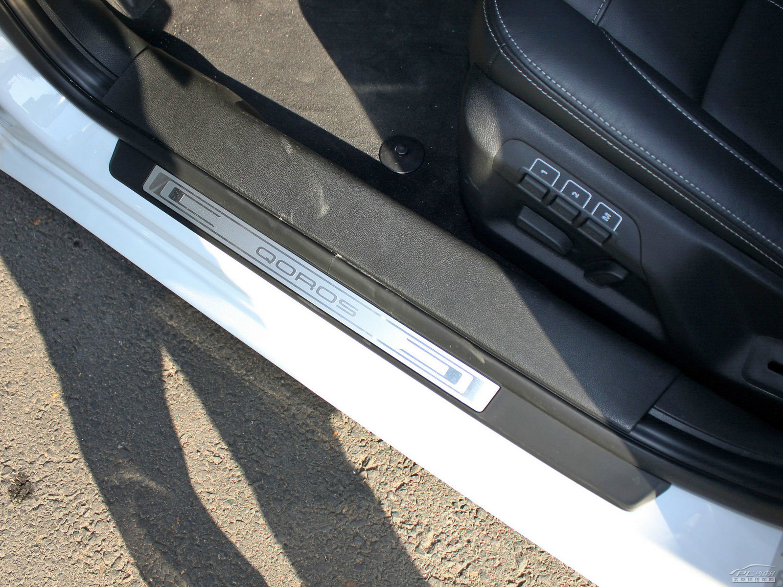 觀致3內(nèi)飾高清大圖