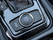 2014款 三廂 1.6T 自動致臻型 2014款 三廂 1.6T 自動致臻型