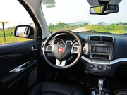 2012款 2.4L 兩驅豪華型 2012款 2.4L 兩驅豪華型