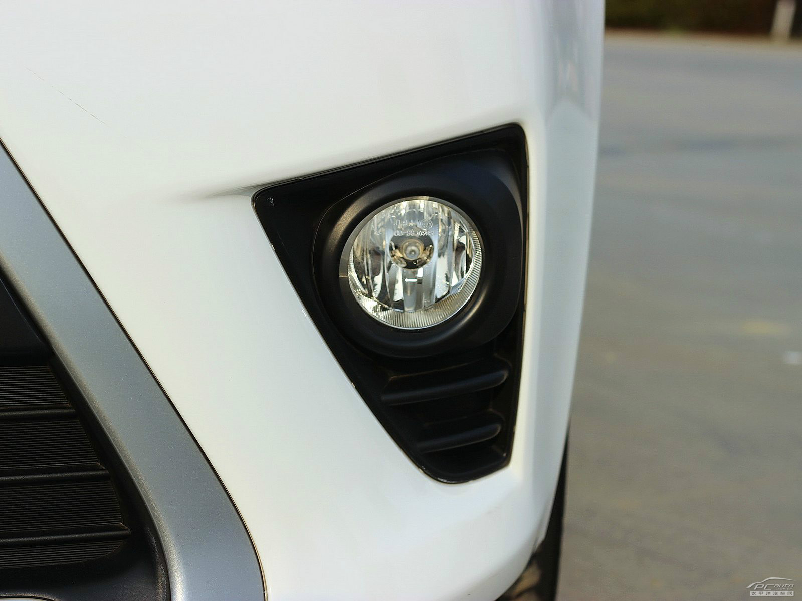 YARiS L 致炫外觀高清大圖