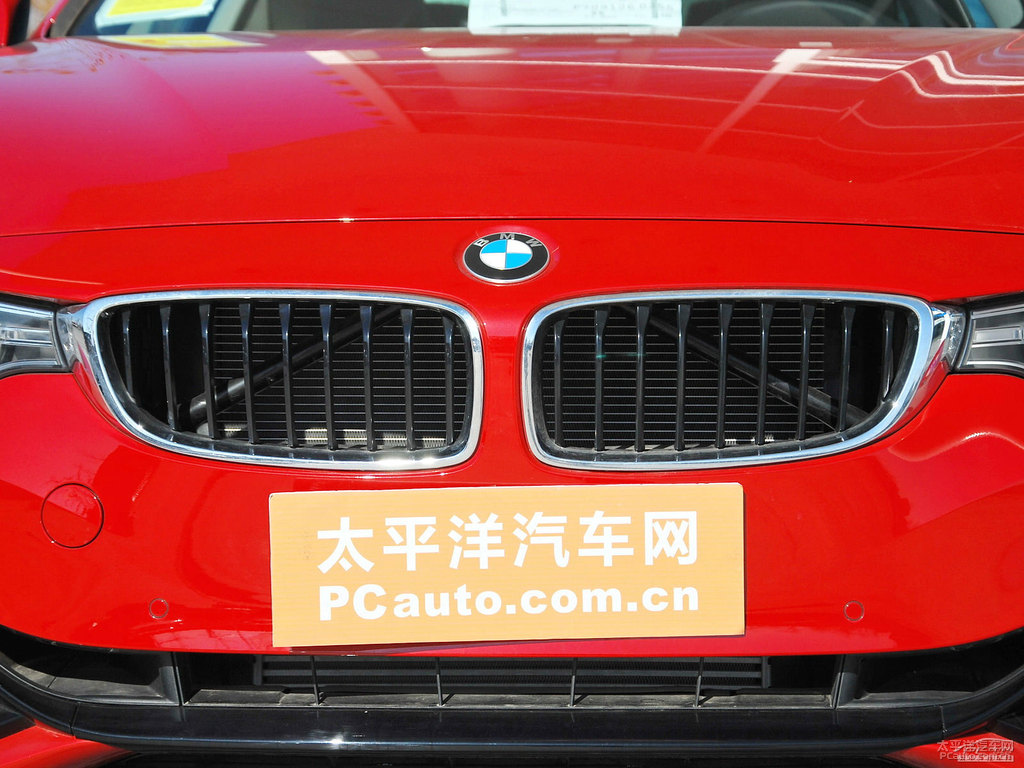 墨爾本紅寶馬4系車頭外觀圖片