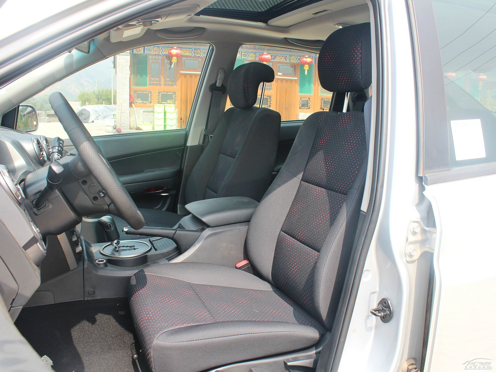 愛騰內(nèi)飾高清大圖