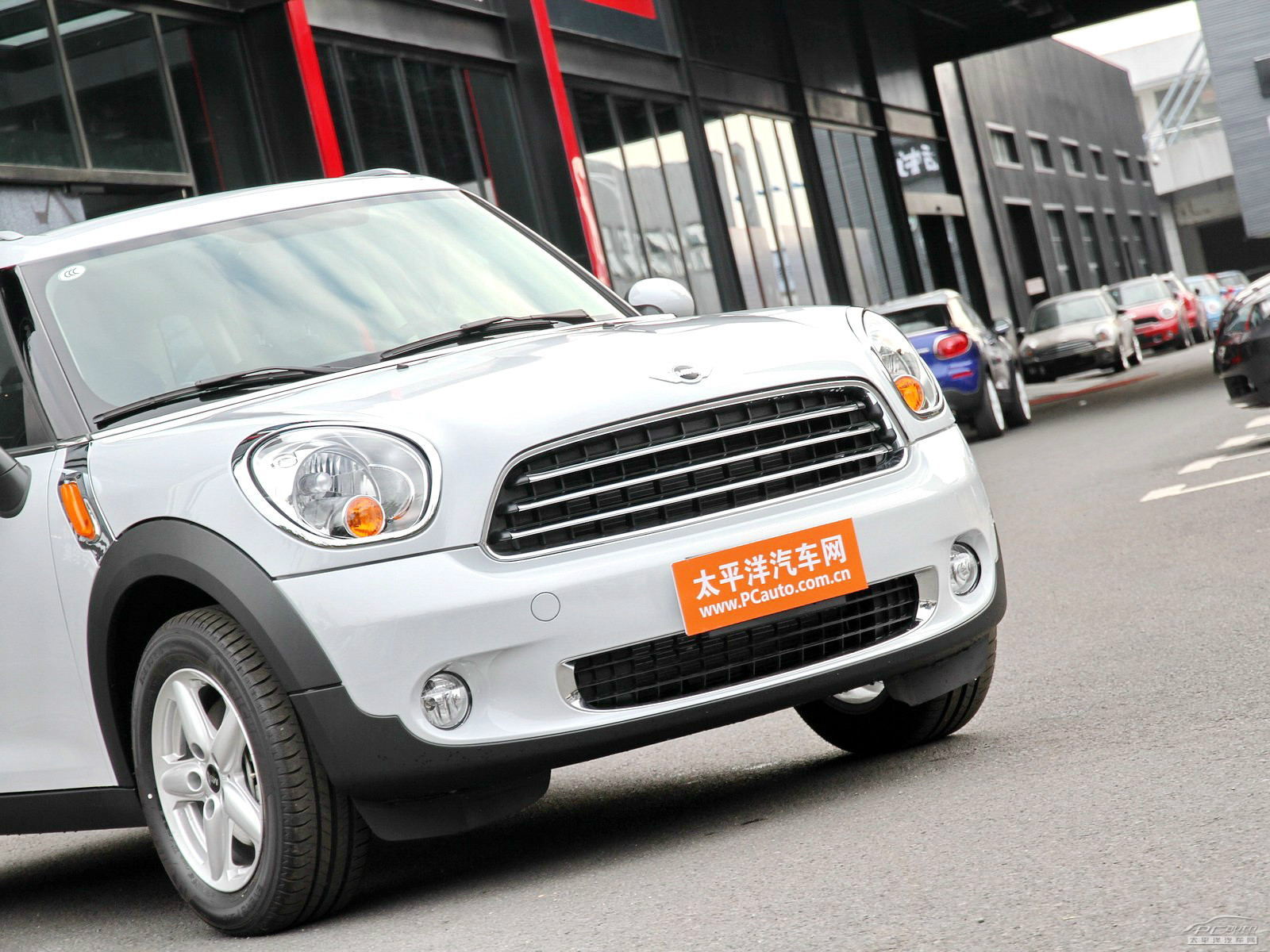 MINI COUNTRYMAN外觀高清大圖