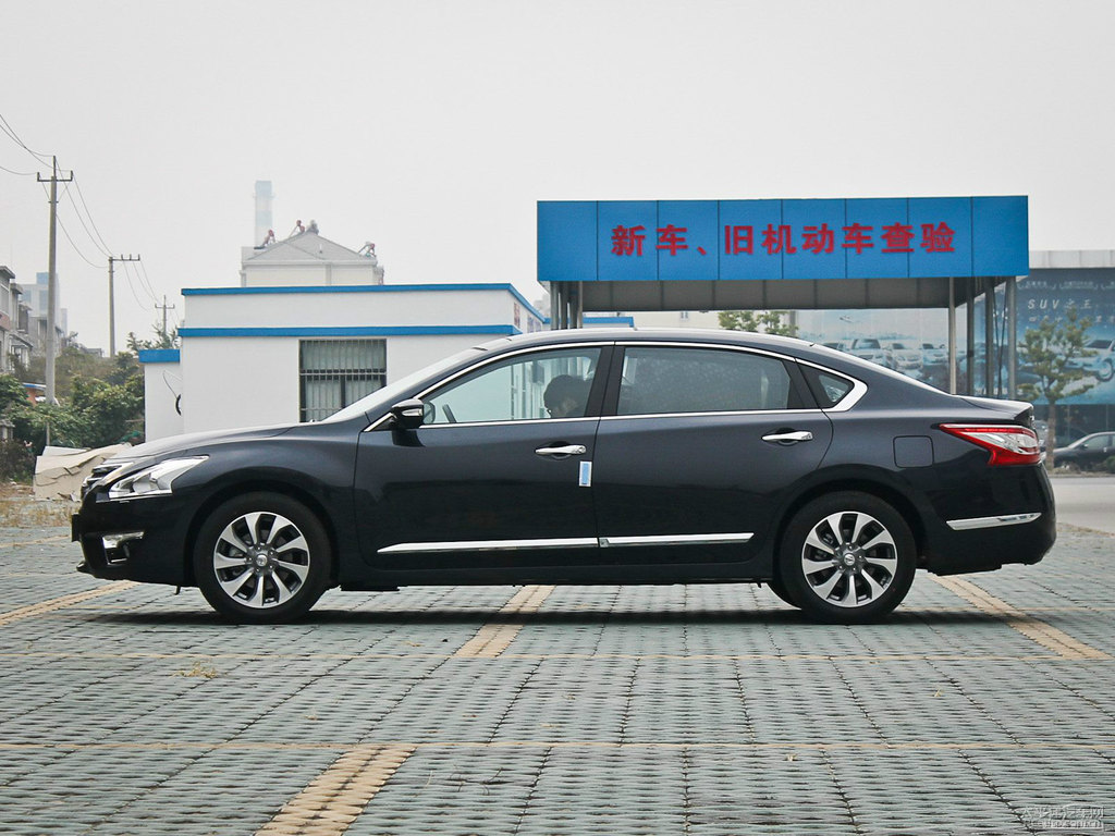 鋼琴黑天籟整車外觀外觀圖片
