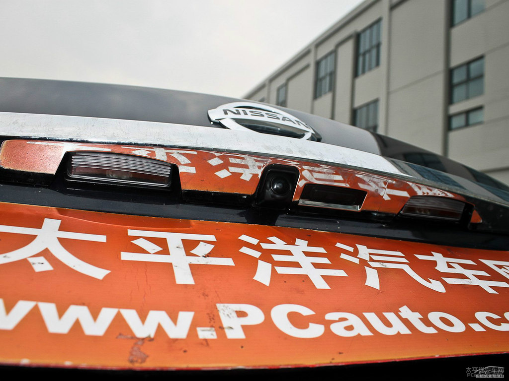 鋼琴黑天籟車尾外觀圖片