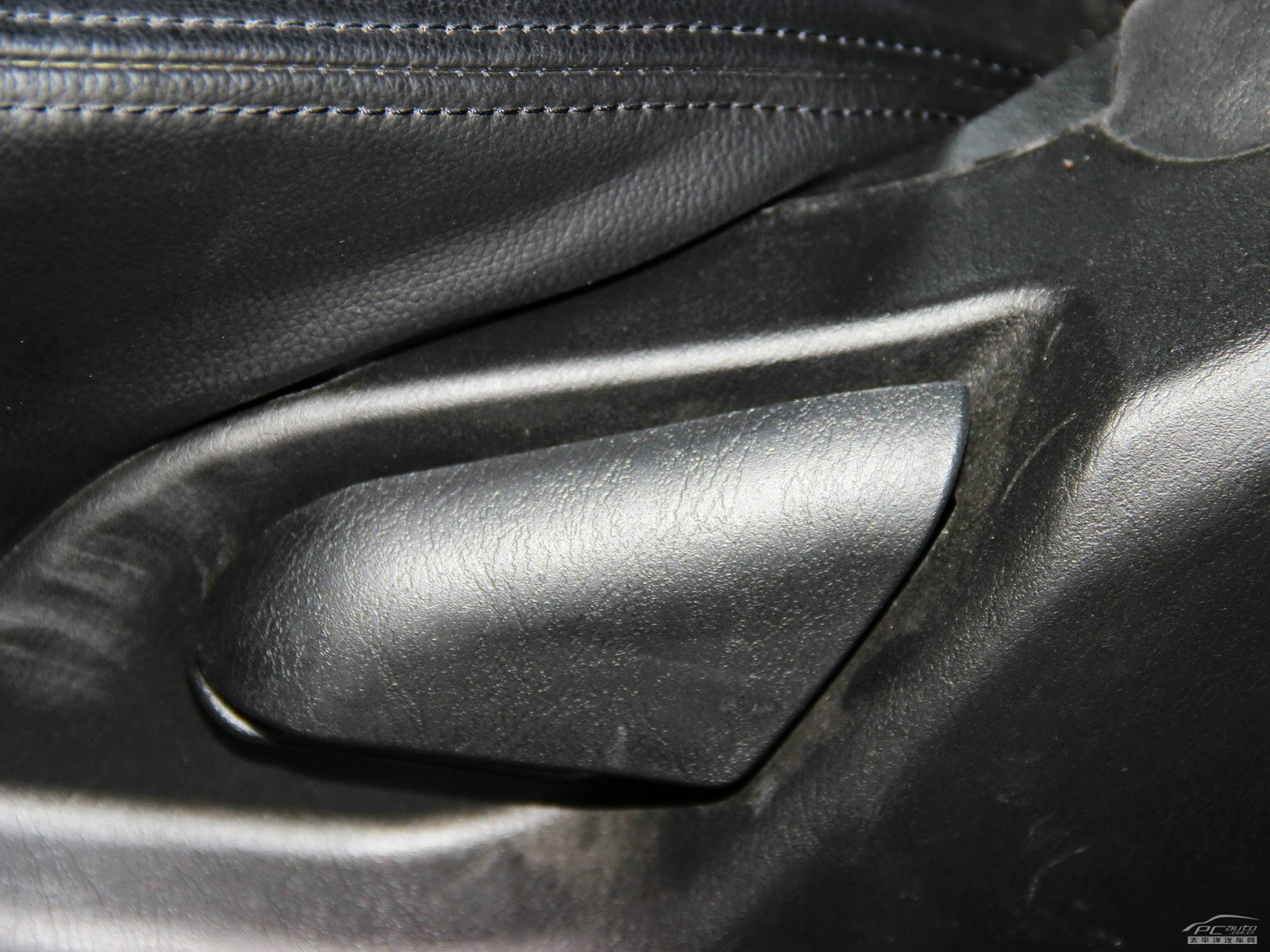 奧軒GX5內(nèi)飾高清大圖