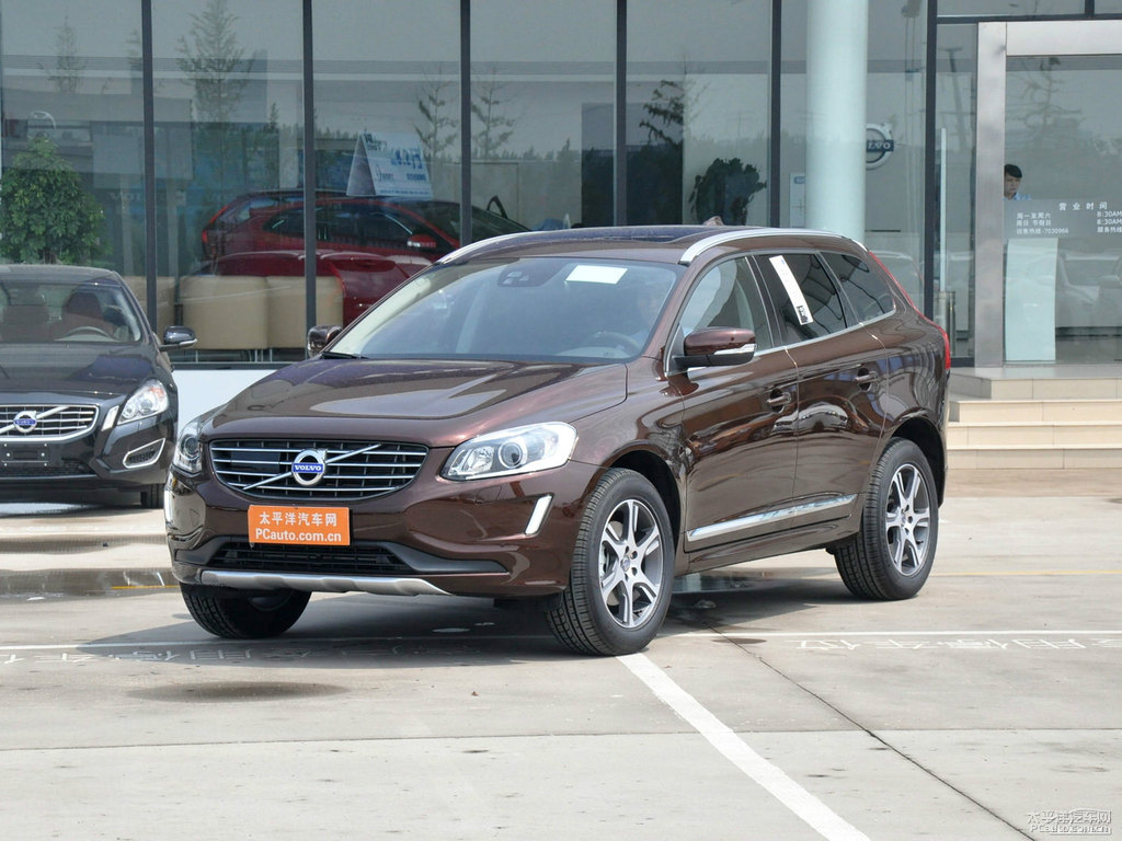 ɫ֠XC60(M)܇^^DƬ