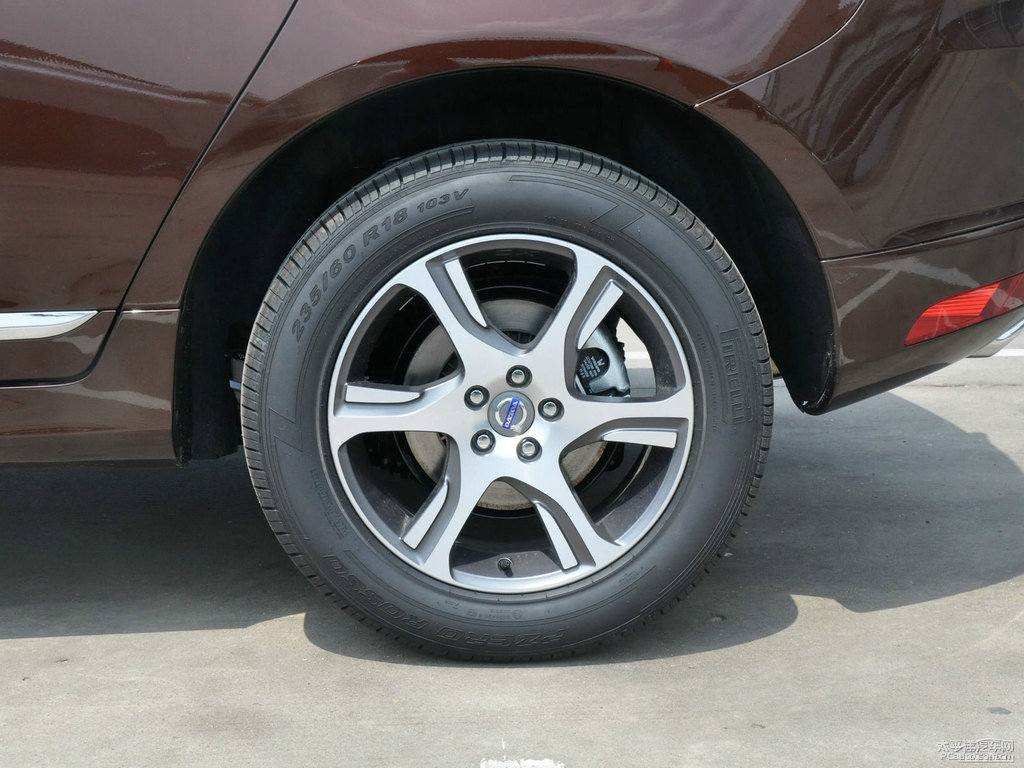 ɫ֠XC60(M)܇^DƬ