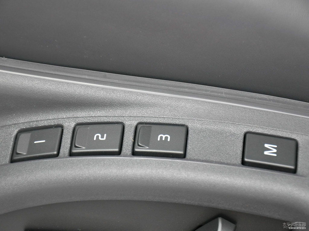 ɫ֠XC60(M(jn))΃(ni)DƬ