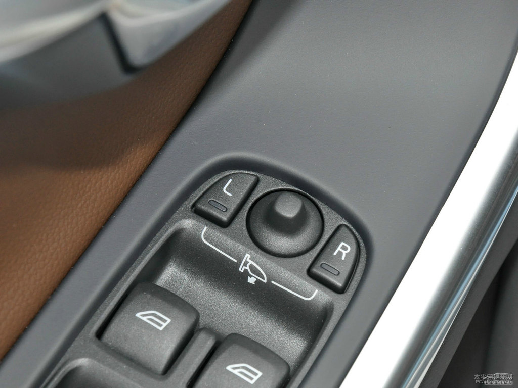 ɫ֠XC60(M(jn))܇(ni)DƬ