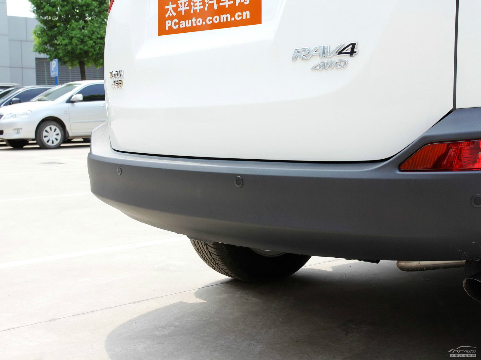 RAV4榮放外觀高清大圖