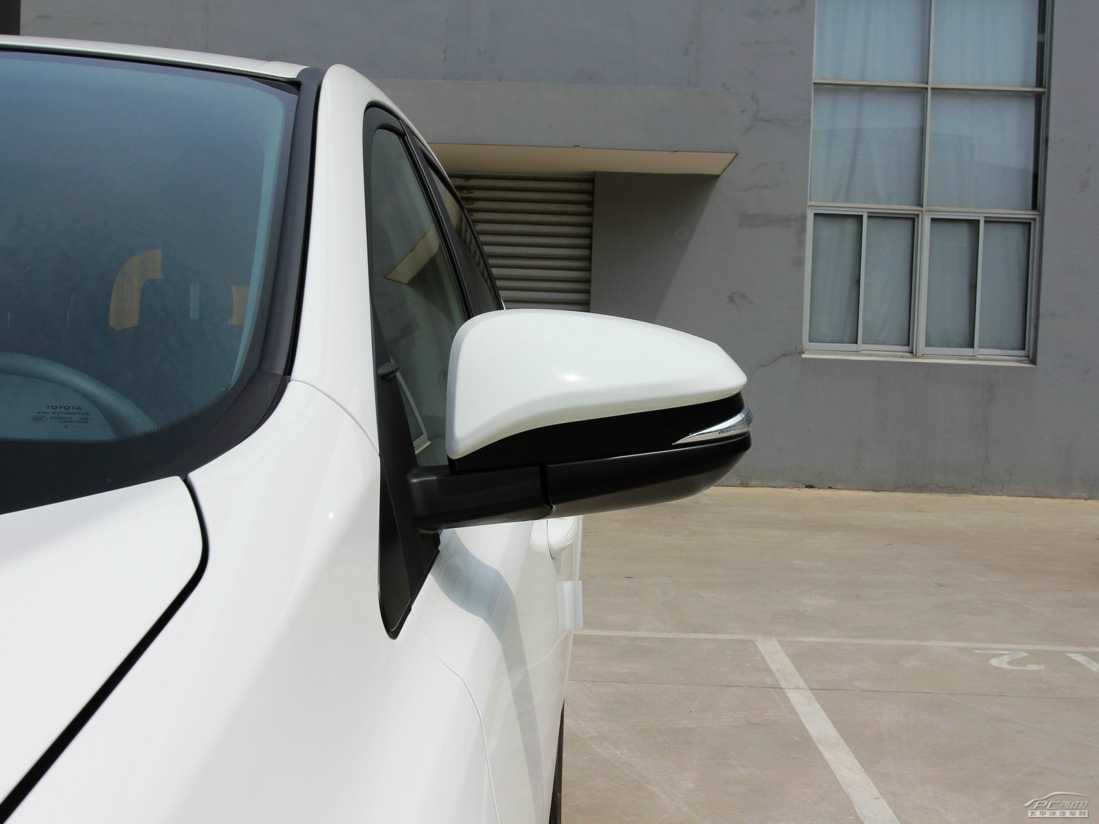 RAV4榮放外觀高清大圖