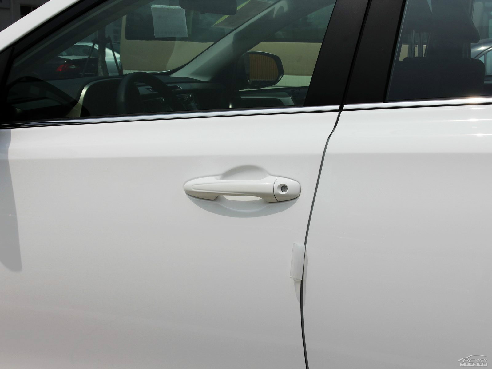 RAV4榮放外觀高清大圖