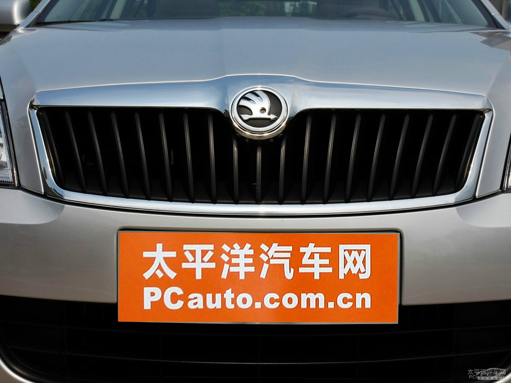 反射銀明銳車頭外觀圖片