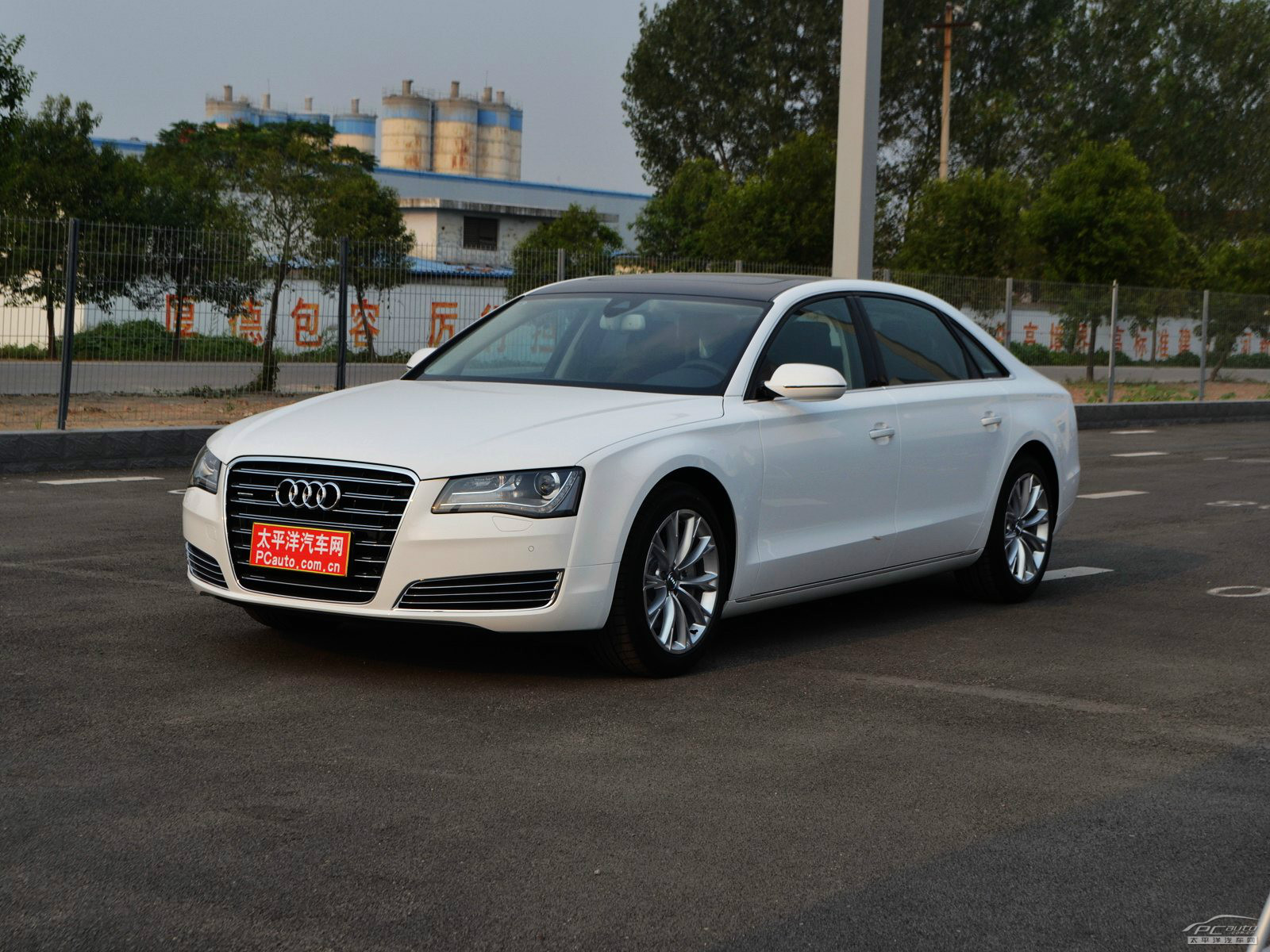 奧迪A8L外觀高清大圖