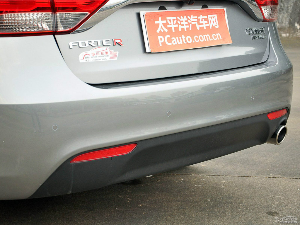 鈦銀福瑞迪車(chē)尾外觀圖片