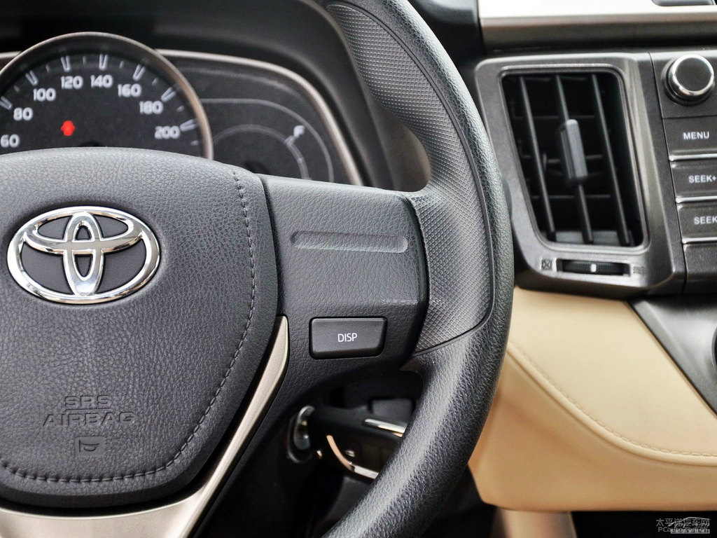 超級白RAV4榮放中控內(nèi)飾圖片