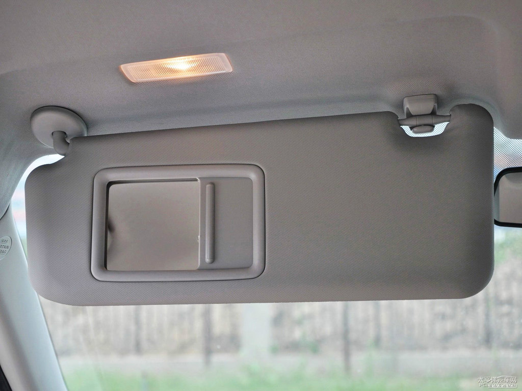 RAV4s܇(ni)DƬ