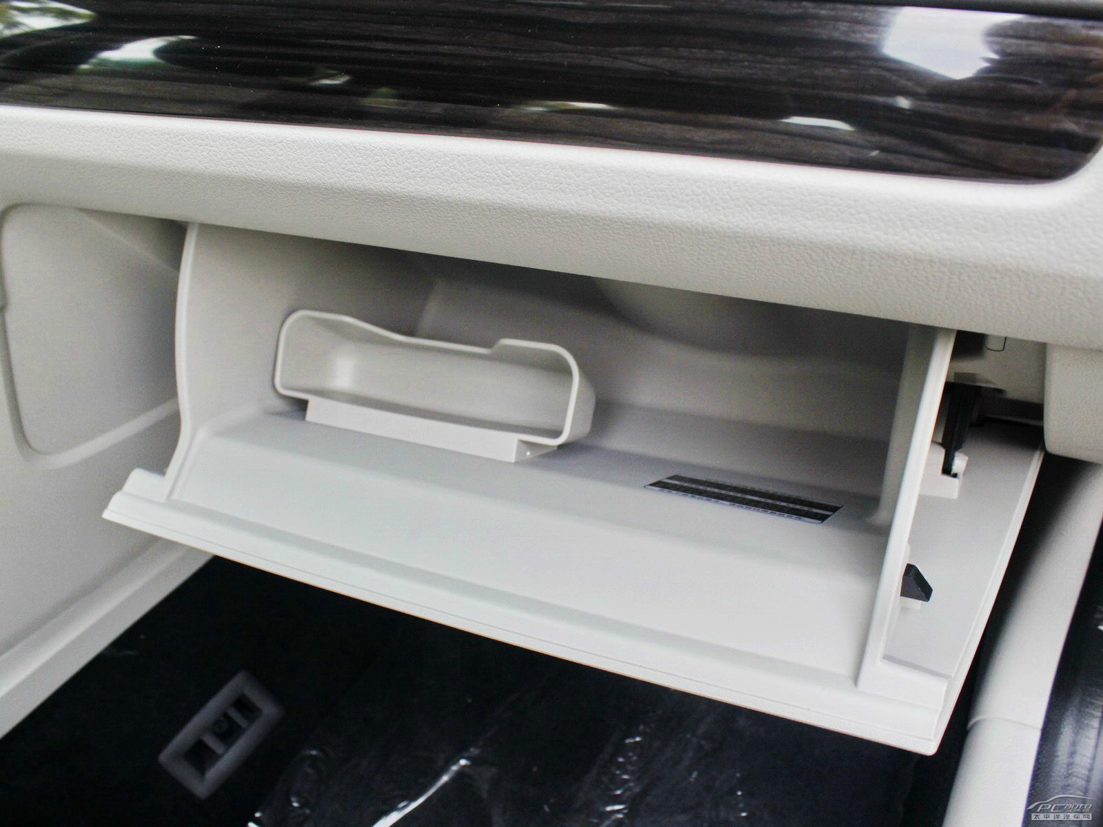 朗逸兩廂空間高清大圖