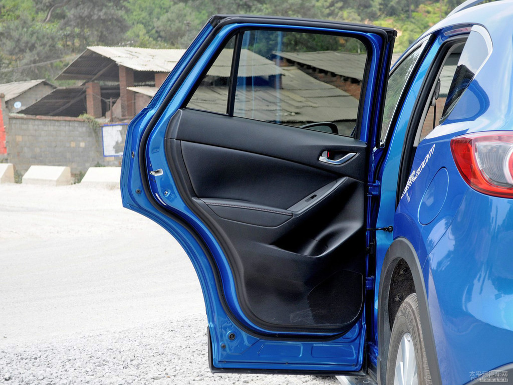 (chung)Y{(ln)R_(d)CX-5()܇(ch)(ni)DƬ