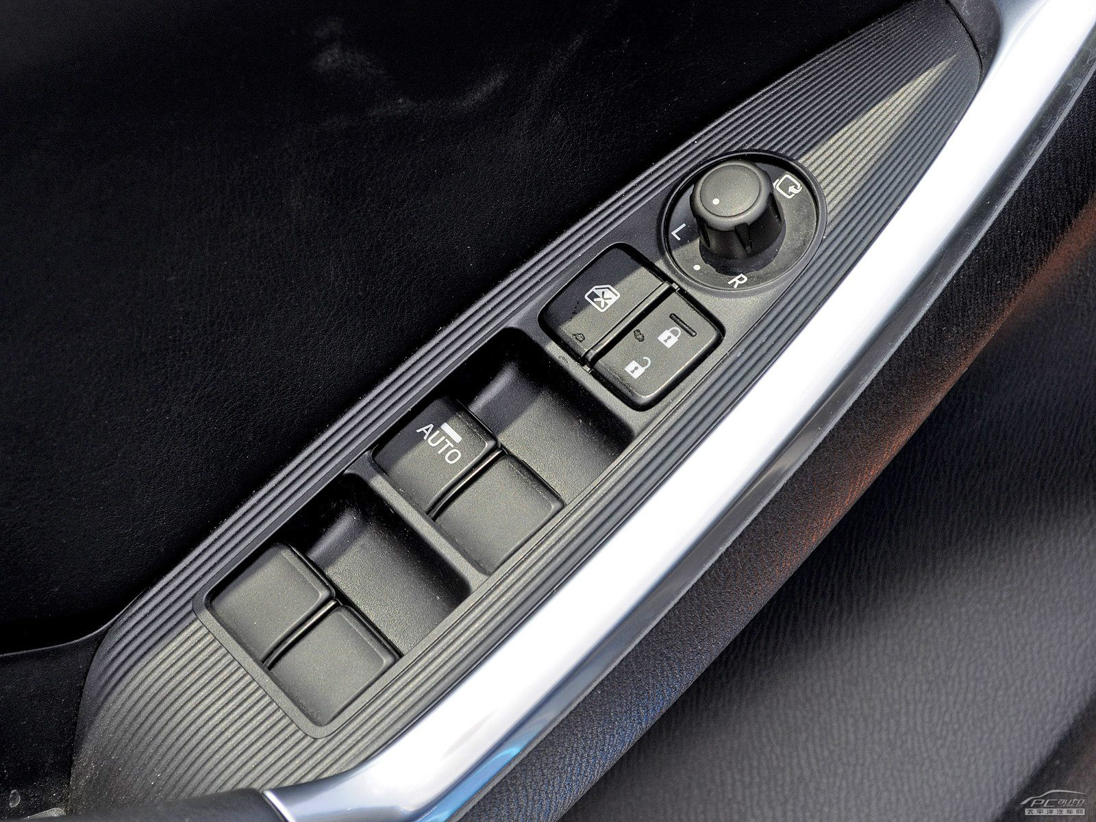 馬自達(dá)CX-5(海外)內(nèi)飾高清大圖