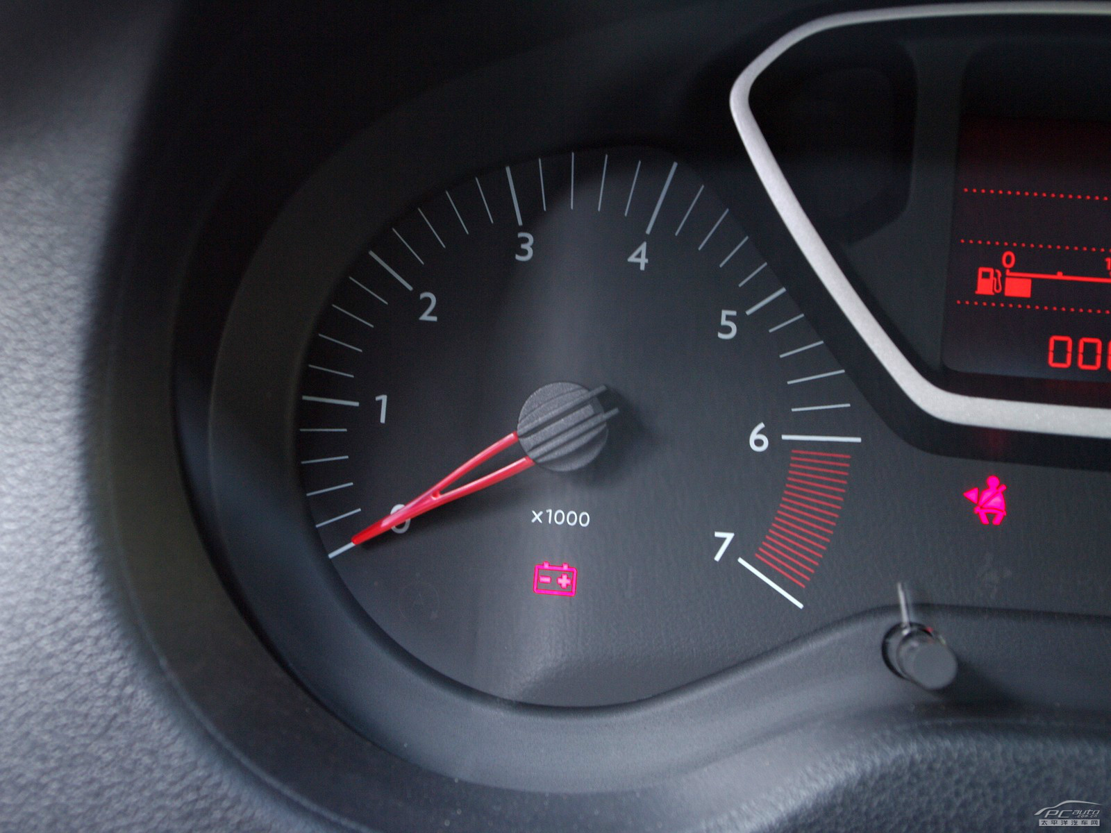 全新愛麗舍內(nèi)飾高清大圖