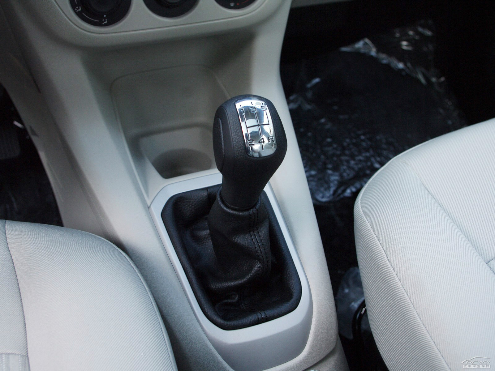 全新愛麗舍內(nèi)飾高清大圖