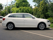 2013款 1.6L 自動(dòng)豪華版 2013款 1.6L 自動(dòng)豪華版