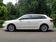2013款 1.6L 自動(dòng)豪華版 2013款 1.6L 自動(dòng)豪華版