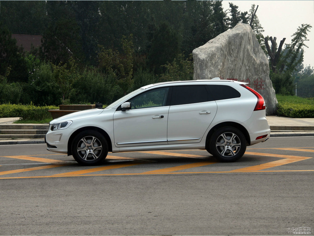 ѩ֠XC60(M)܇^^DƬ