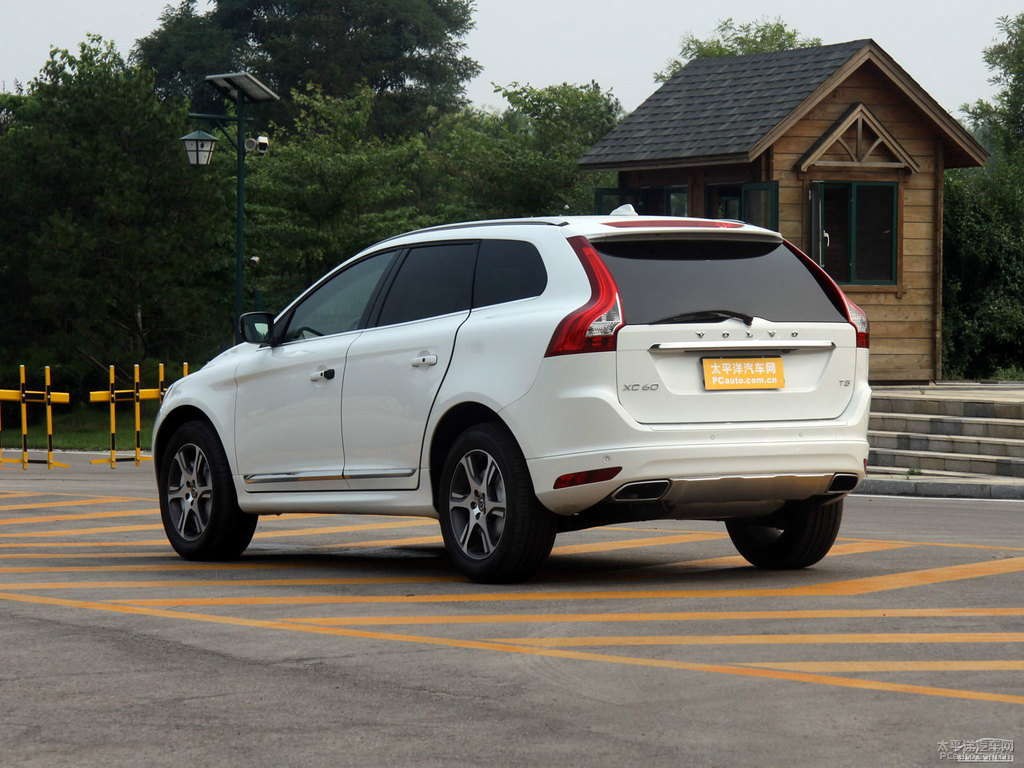 ѩ֠XC60(M(jn))܇(ch)^^DƬ