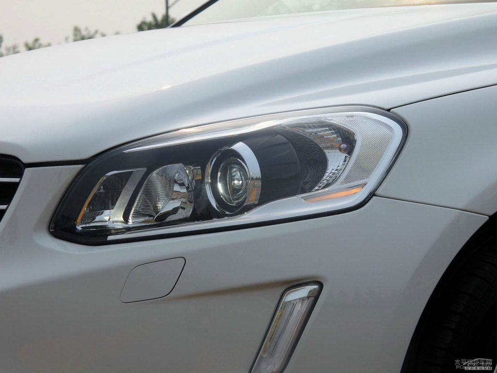 ѩ֠XC60(M(jn))܇^^DƬ