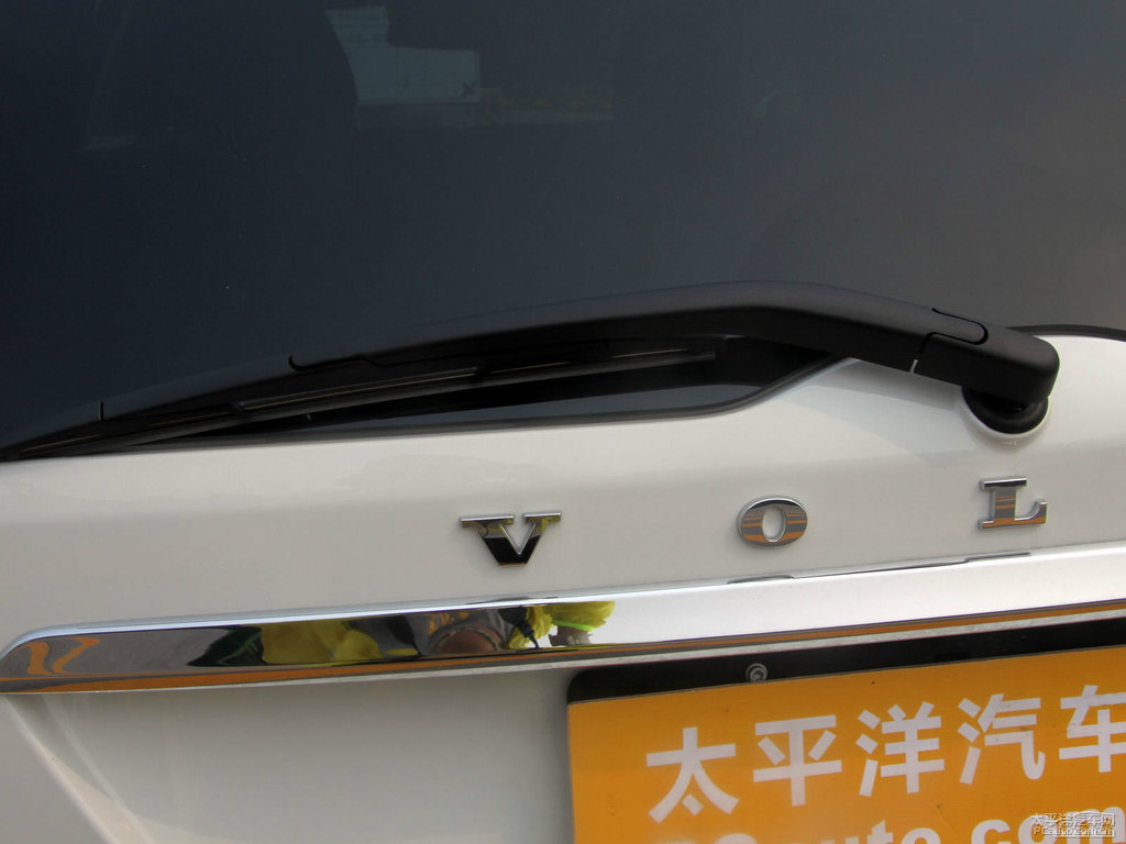 ѩ֠XC60(M(jn))܇(ch)β^DƬ