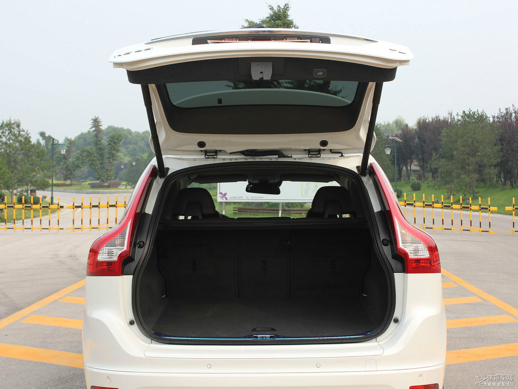 ѩ֠XC60(M(jn))gDƬ