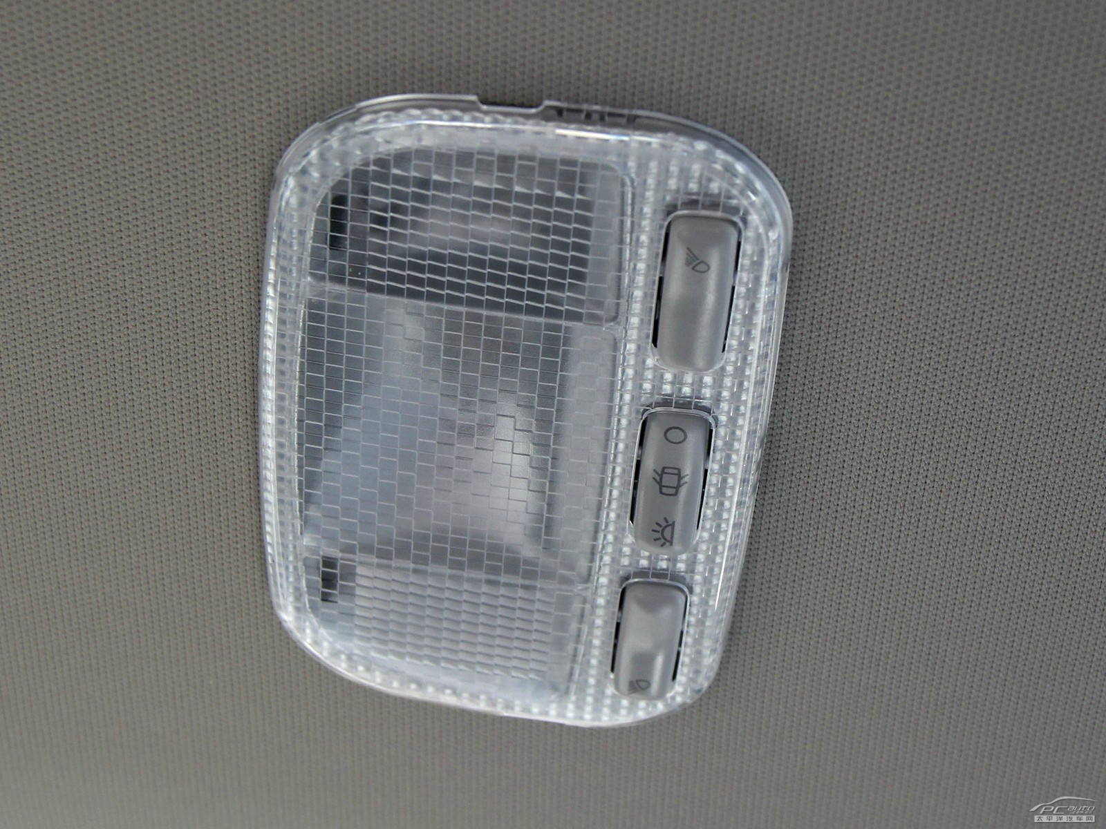 全新愛麗舍內(nèi)飾高清大圖