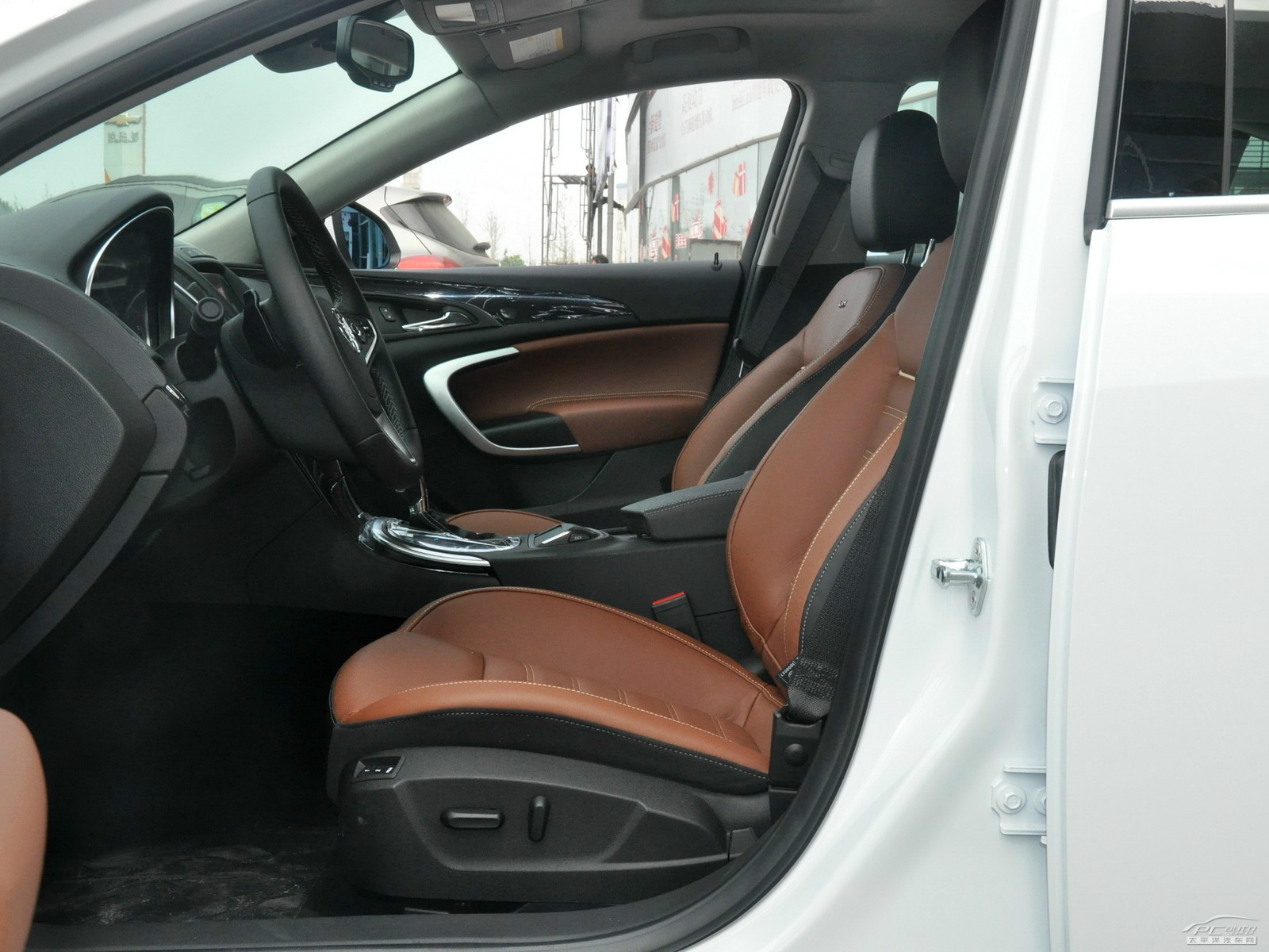 君威空間高清大圖