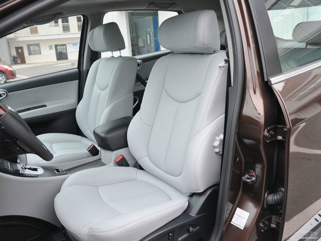 ǹ̴{ǽݴ7 SUV΃DƬ
