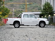 2013款 2.5T 柴油四驅(qū)豪華型共軌