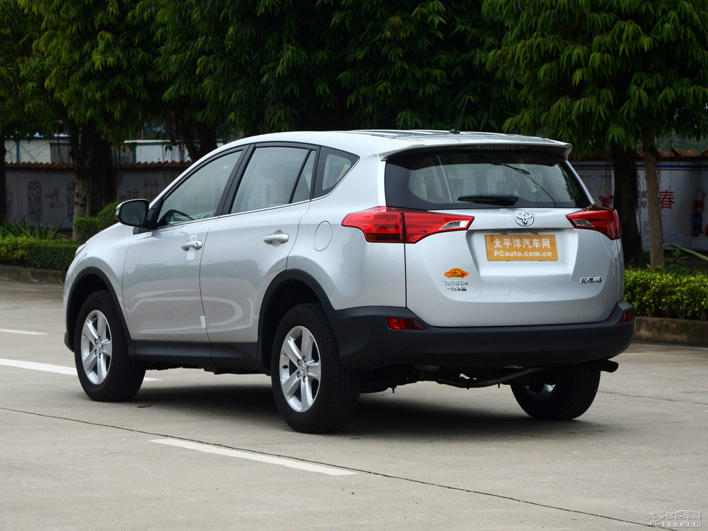 銀色RAV4榮放整車外觀外觀圖片