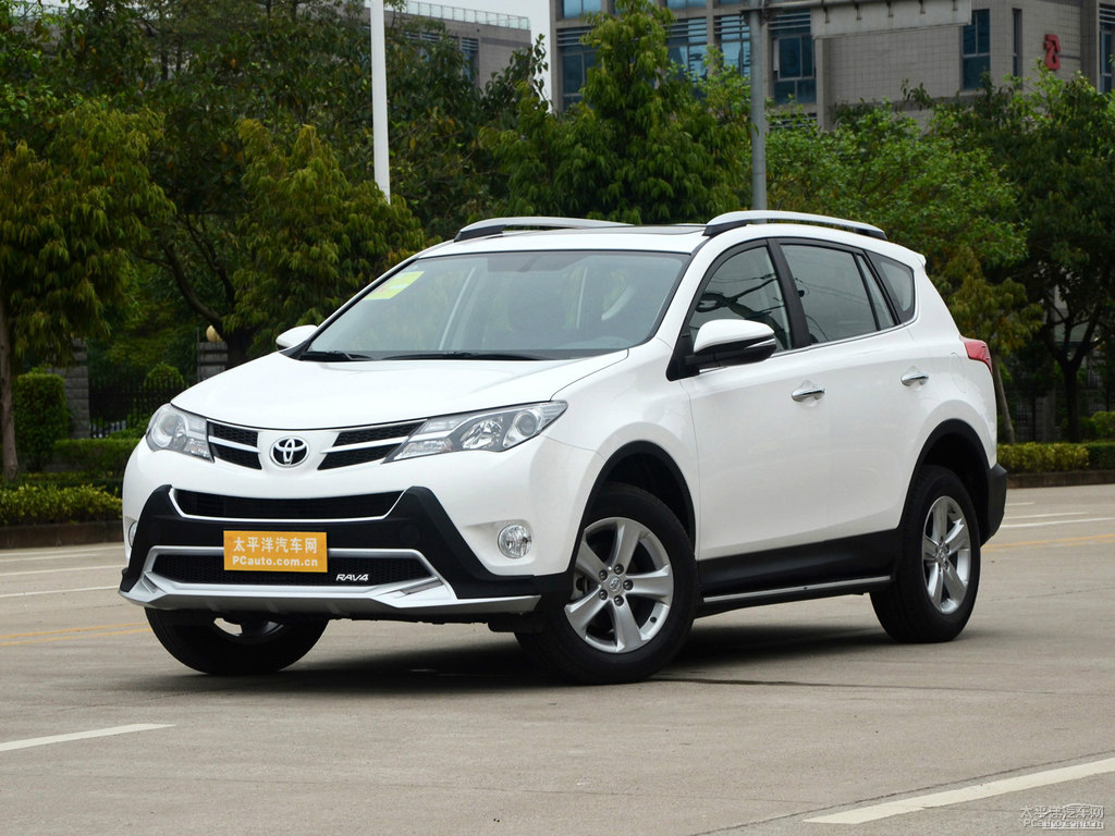 超級(jí)白R(shí)AV4榮放整車(chē)外觀外觀圖片
