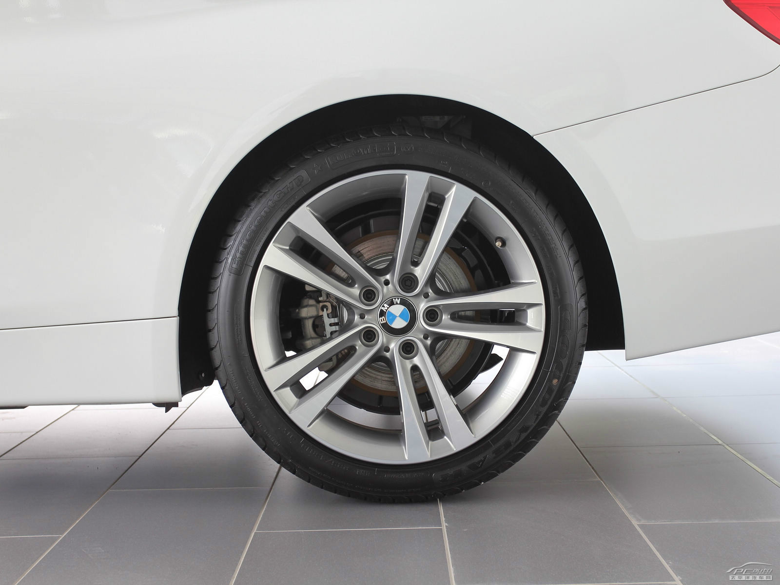 寶馬4系外觀高清大圖