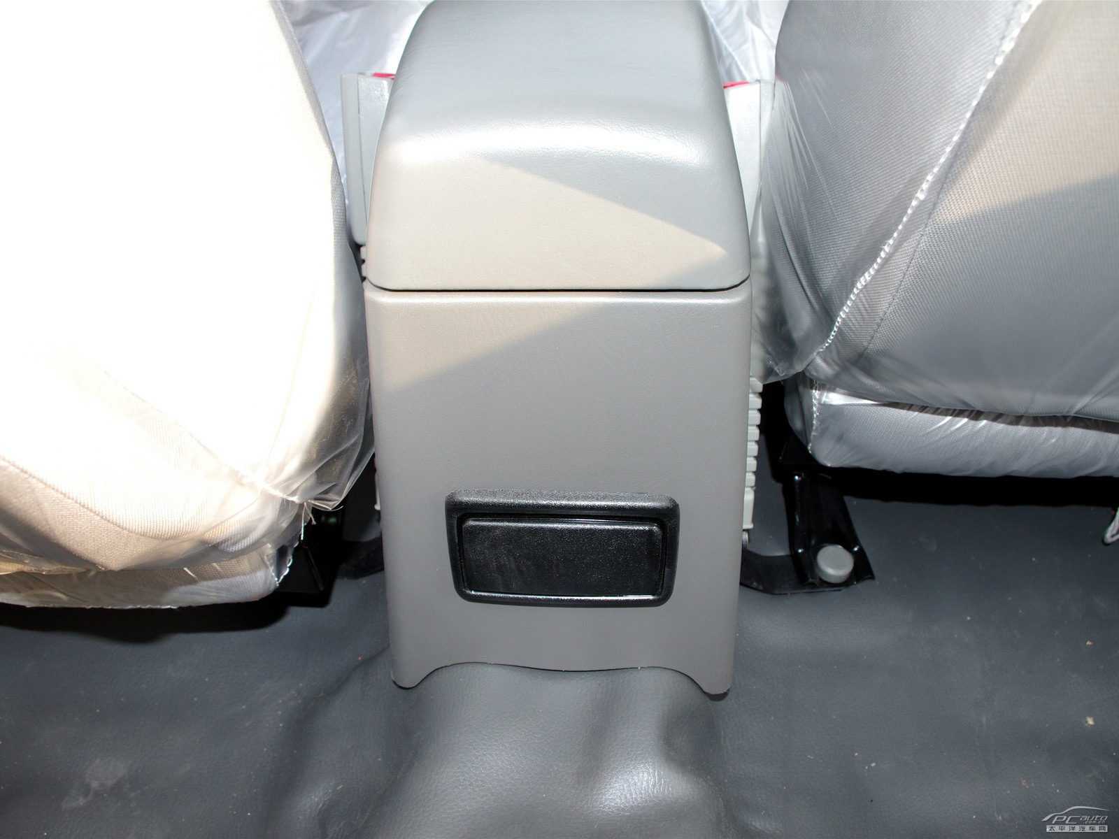 旗艦內(nèi)飾高清大圖