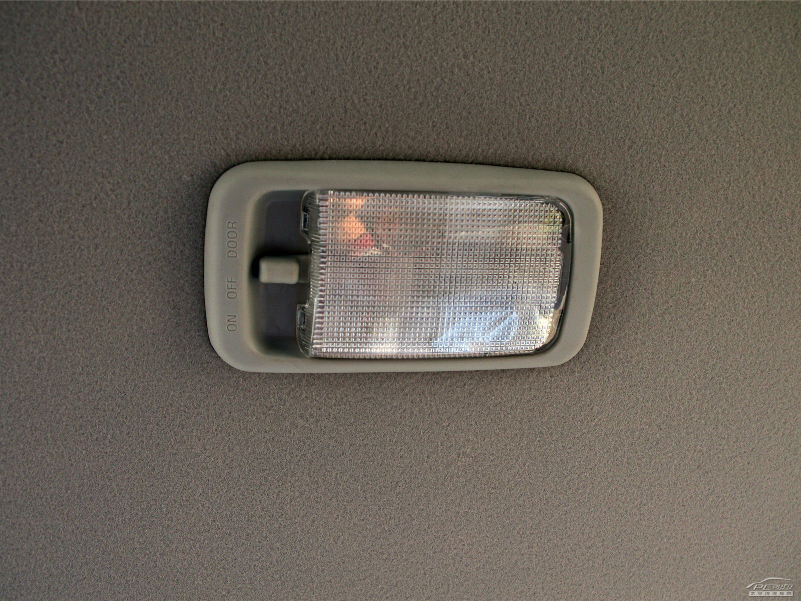 旗艦內(nèi)飾高清大圖