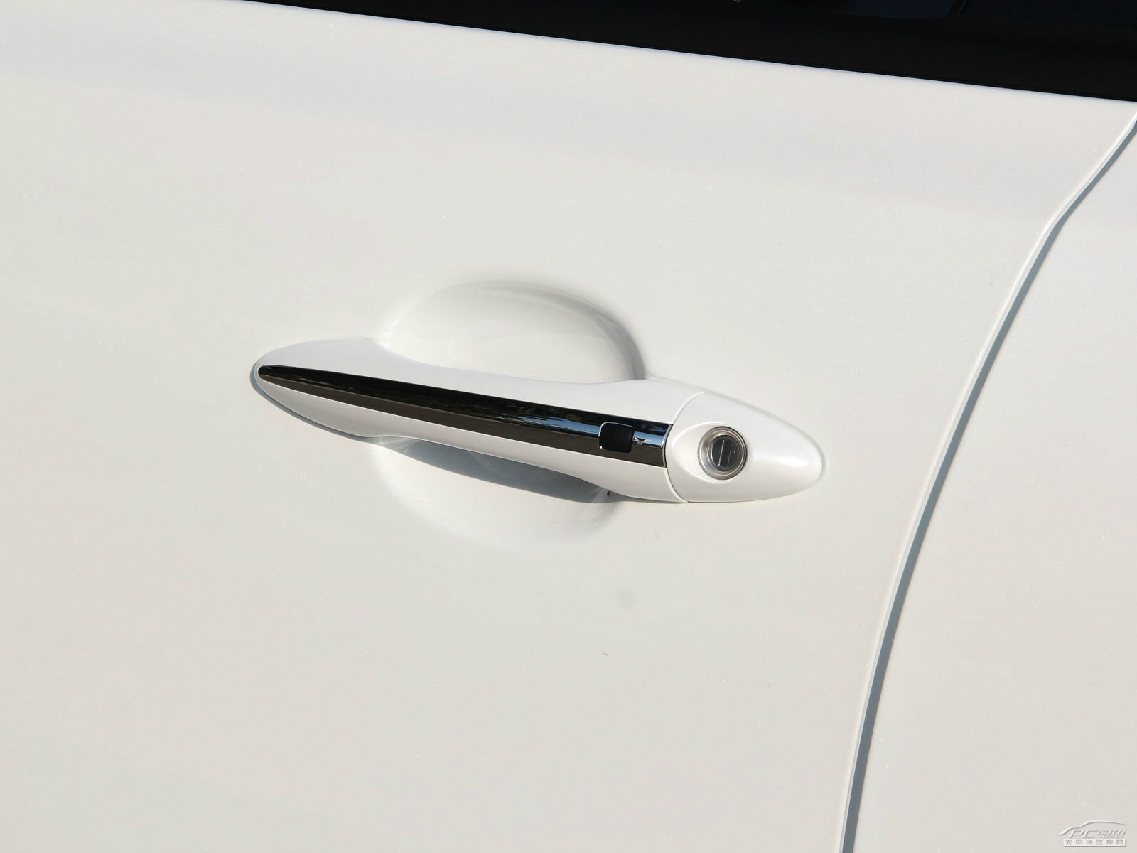 起亞K5凱酷外觀高清大圖