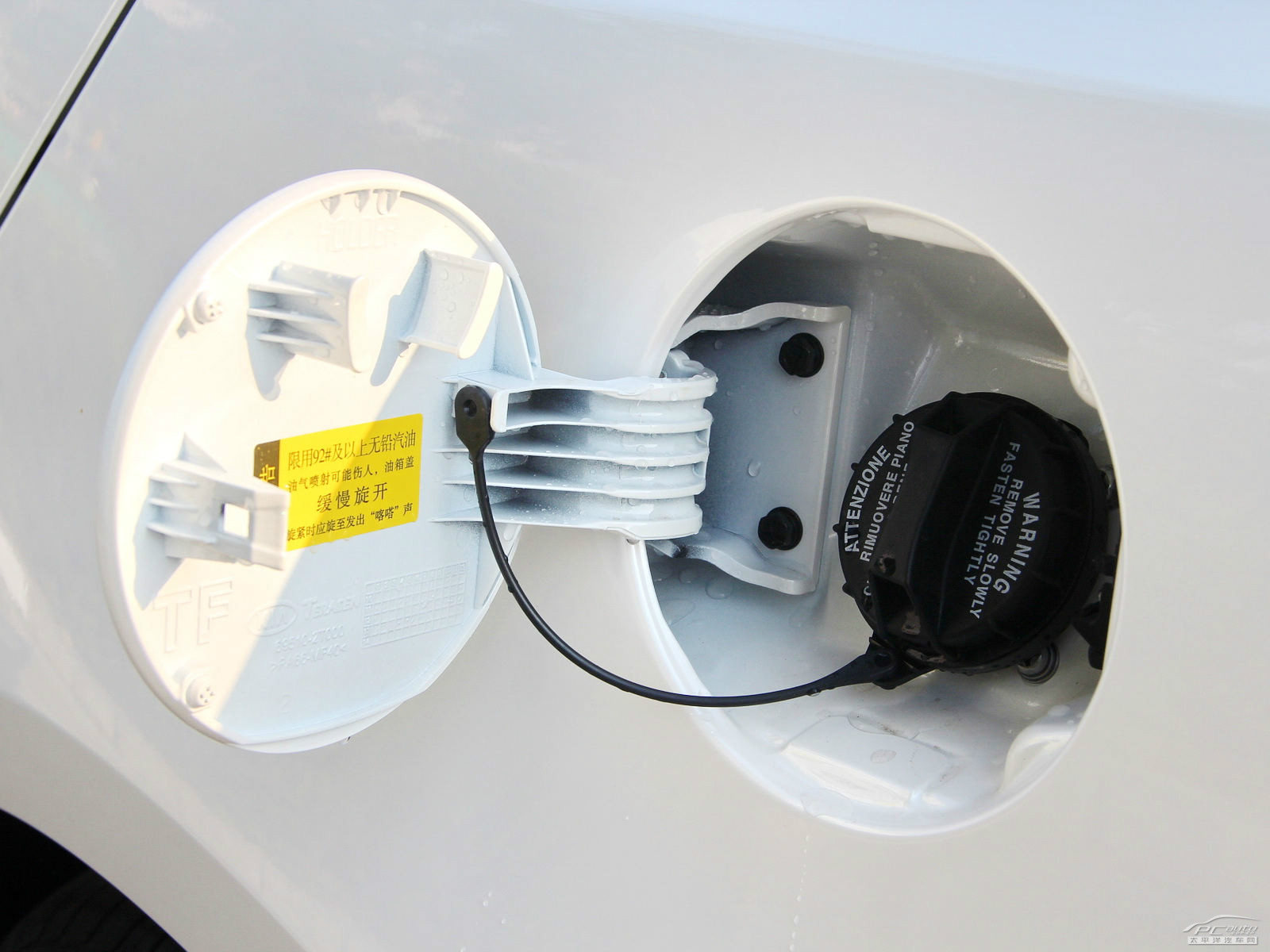 起亞K5凱酷外觀高清大圖