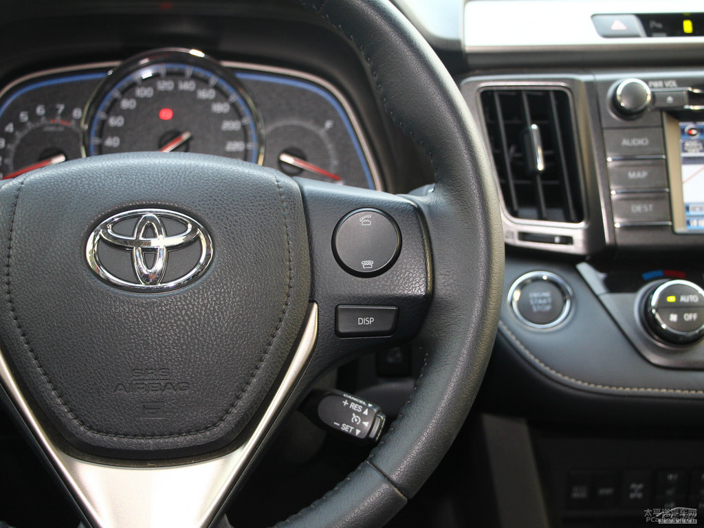 橙色RAV4榮放中控內(nèi)飾圖片