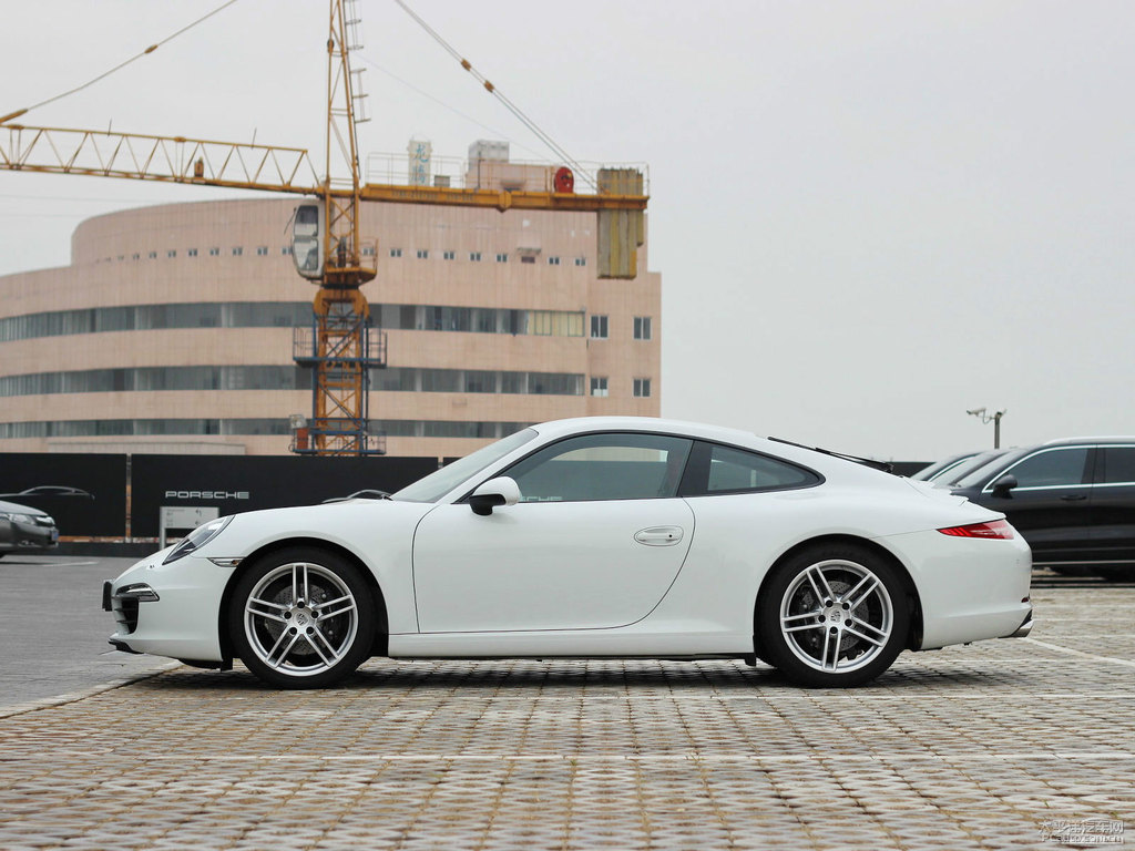 細(xì)花白保時(shí)捷911整車外觀外觀圖片