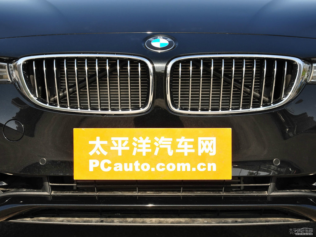黑色寶馬4系車頭外觀圖片