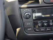 2013款 1.5L 手動精英型 2013款 1.5L 手動精英型