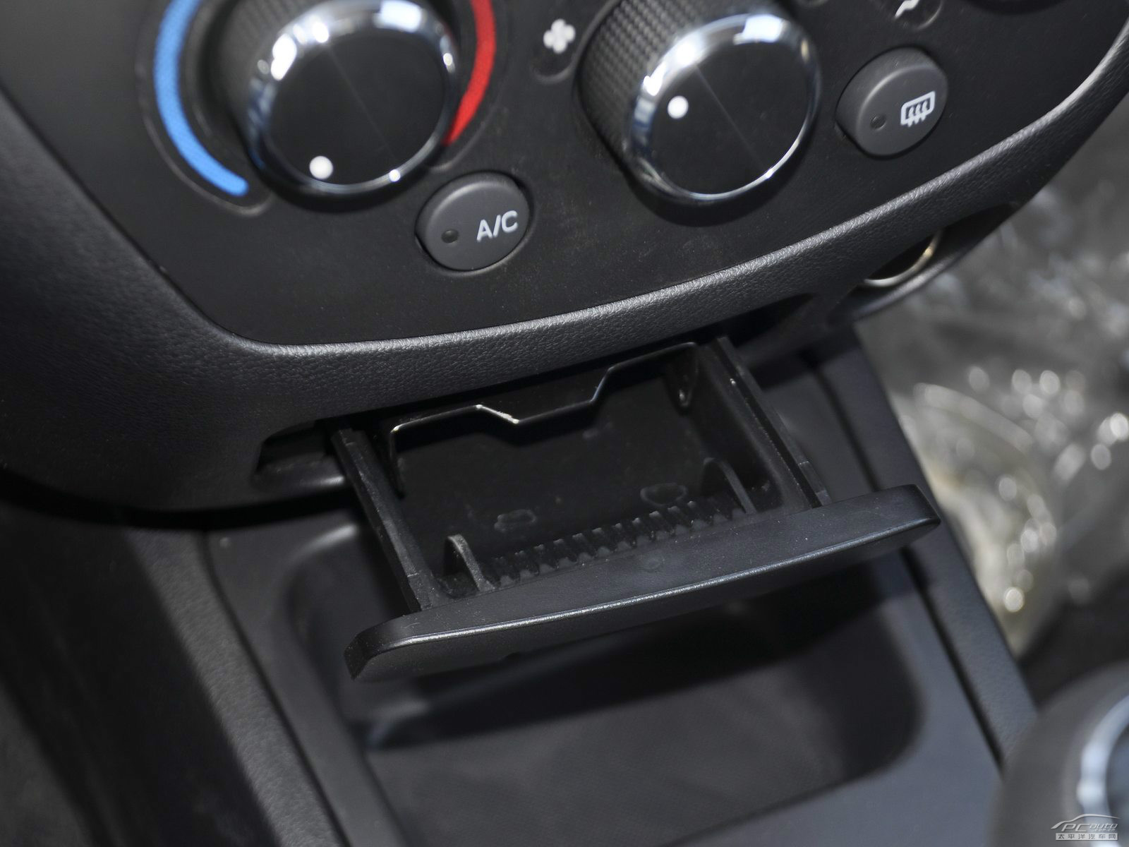 威志V5空間高清大圖